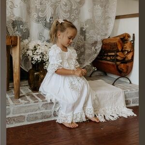Petite Maison Kids Katherine Embroidered Linen Dress